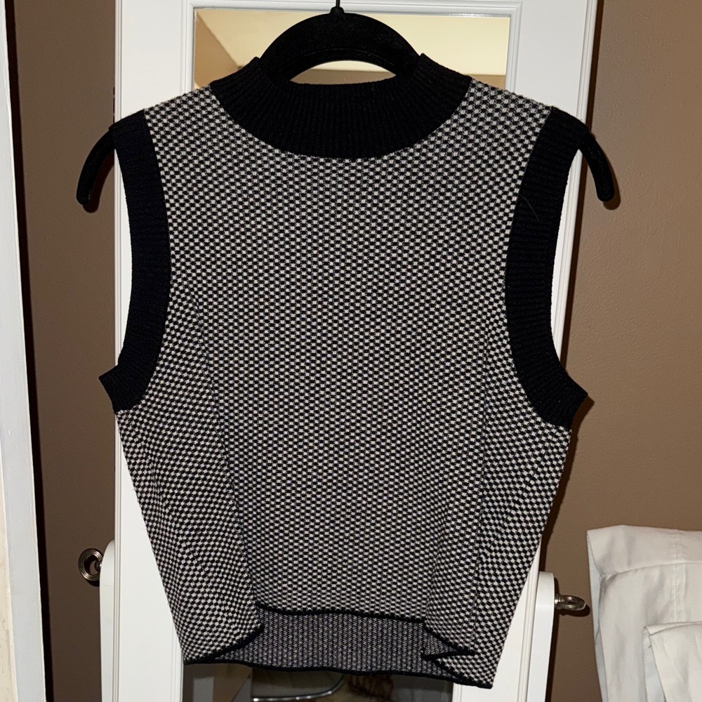 Rachel Zoe Black and White Sleeveless Top